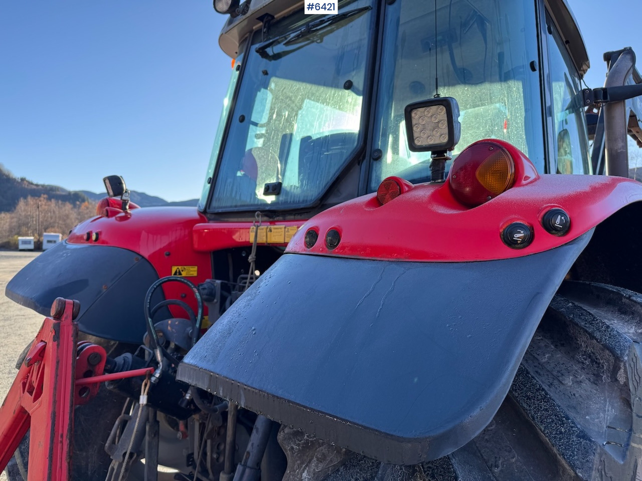2009 Massey Ferguson 6455 Dyna-6 w/ front loader. - Tracteur agricole: photos 5 2009 Massey Ferguson 6455 Dyna-6 w/ front loader. - Tracteur agricole: photos 5