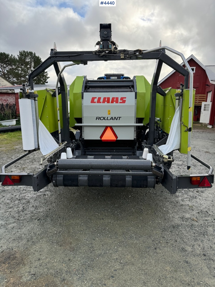 2012 Claas 375 Rollant uniwrap. Few balls - Matériel de fenaison: photos 3 2012 Claas 375 Rollant uniwrap. Few balls - Matériel de fenaison: photos 3