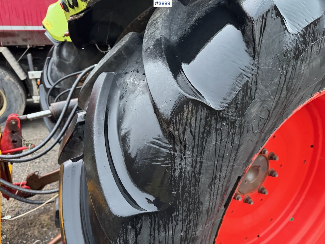 Crédit-bail de  2012 Claas Arion 640 w/ front loader 2012 Claas Arion 640 w/ front loader: photos 31