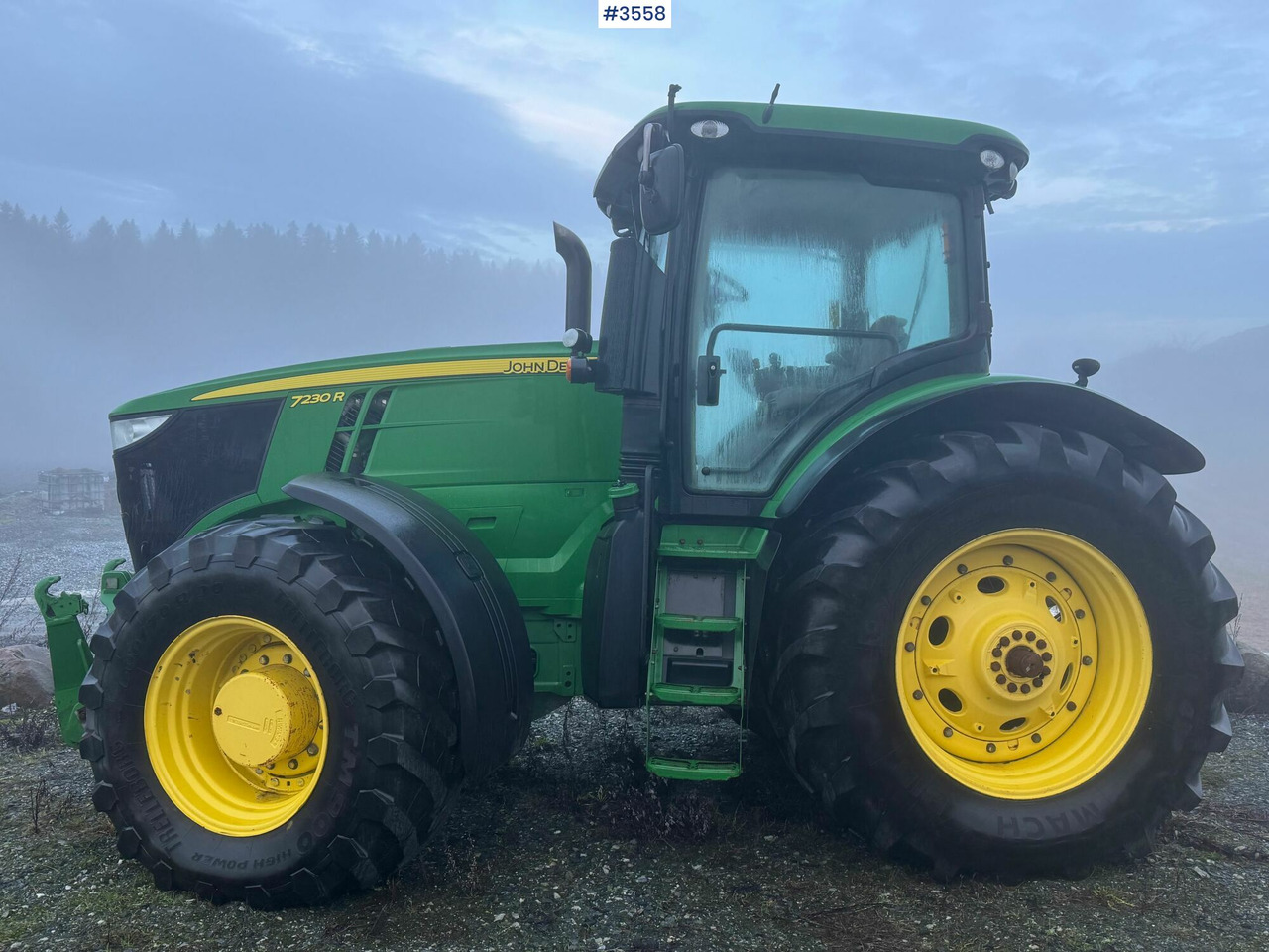 2012 John Deere 7230R w/ GPS and 3 hydraulic outlets! - Tracteur agricole: photos 3 2012 John Deere 7230R w/ GPS and 3 hydraulic outlets! - Tracteur agricole: photos 3