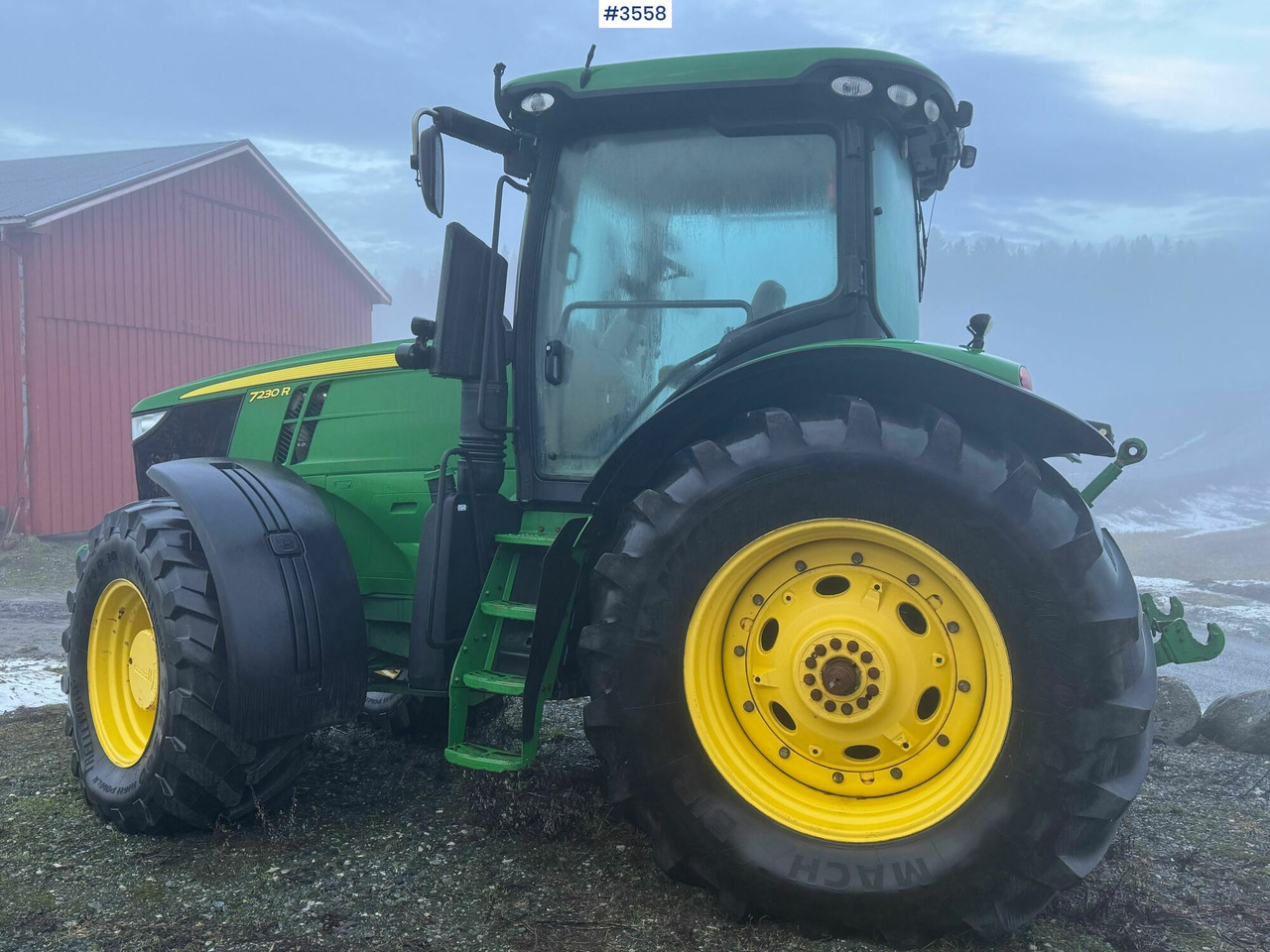 2012 John Deere 7230R w/ GPS and 3 hydraulic outlets! - Tracteur agricole: photos 4 2012 John Deere 7230R w/ GPS and 3 hydraulic outlets! - Tracteur agricole: photos 4