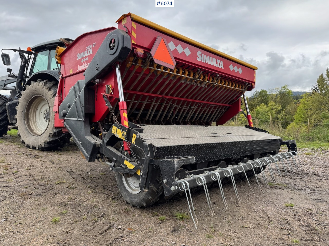 2012 Junkkari Simulta 3000 ST combination seed drill. - Combiné de semis: photos 2 2012 Junkkari Simulta 3000 ST combination seed drill. - Combiné de semis: photos 2