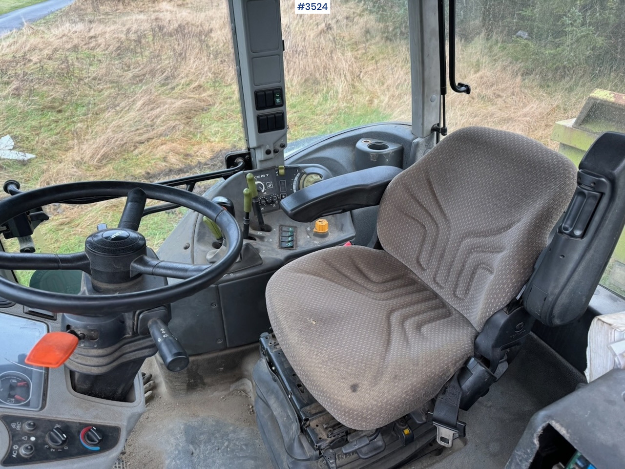 2013 Claas Arion 630 C w/plow plate. - Tracteur agricole: photos 5 2013 Claas Arion 630 C w/plow plate. - Tracteur agricole: photos 5