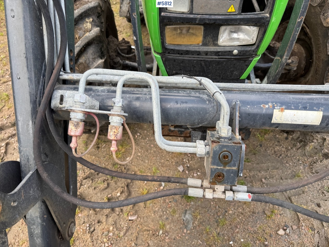 2013 Deutz Fahr Agroplus 410 DT w/ front loader. - Tracteur agricole: photos 5 2013 Deutz Fahr Agroplus 410 DT w/ front loader. - Tracteur agricole: photos 5