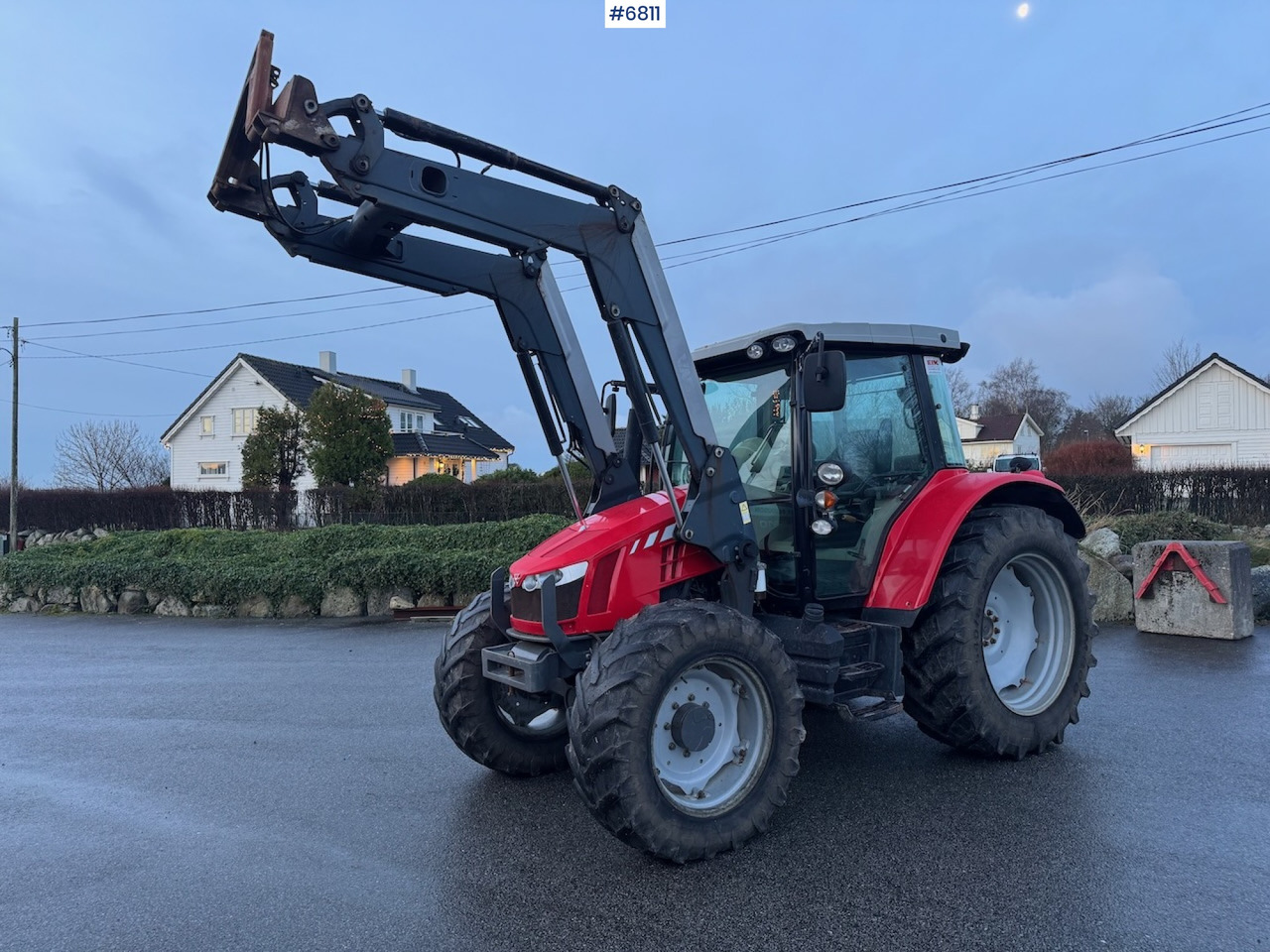 2014 Massey Ferguson 5610 Dyna-4 w/ front loader. Few hours! - Tracteur agricole: photos 3 2014 Massey Ferguson 5610 Dyna-4 w/ front loader. Few hours! - Tracteur agricole: photos 3
