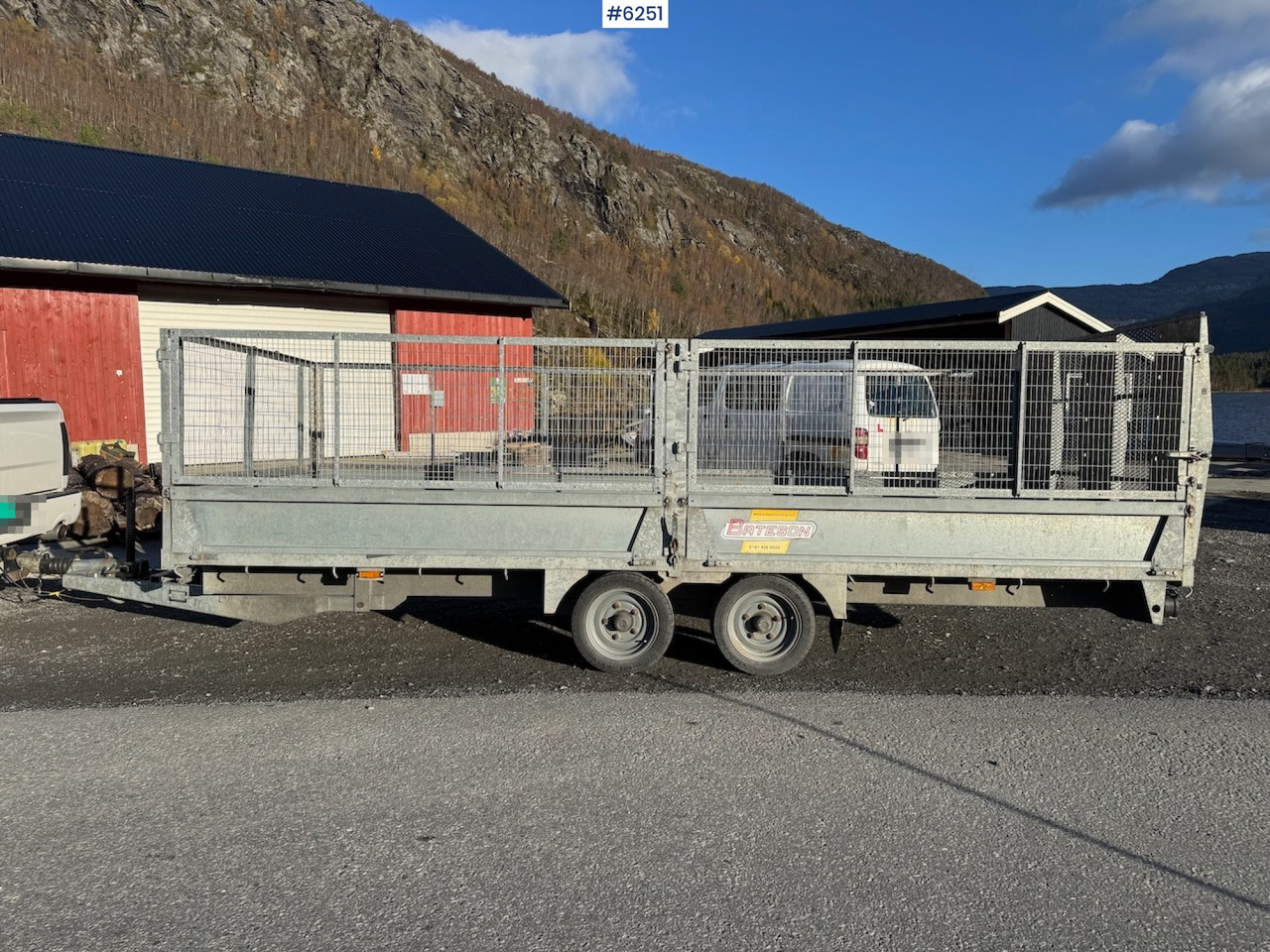 2016 Bateson PL w/ frames and tip. - Remorque voiture: photos 2 2016 Bateson PL w/ frames and tip. - Remorque voiture: photos 2