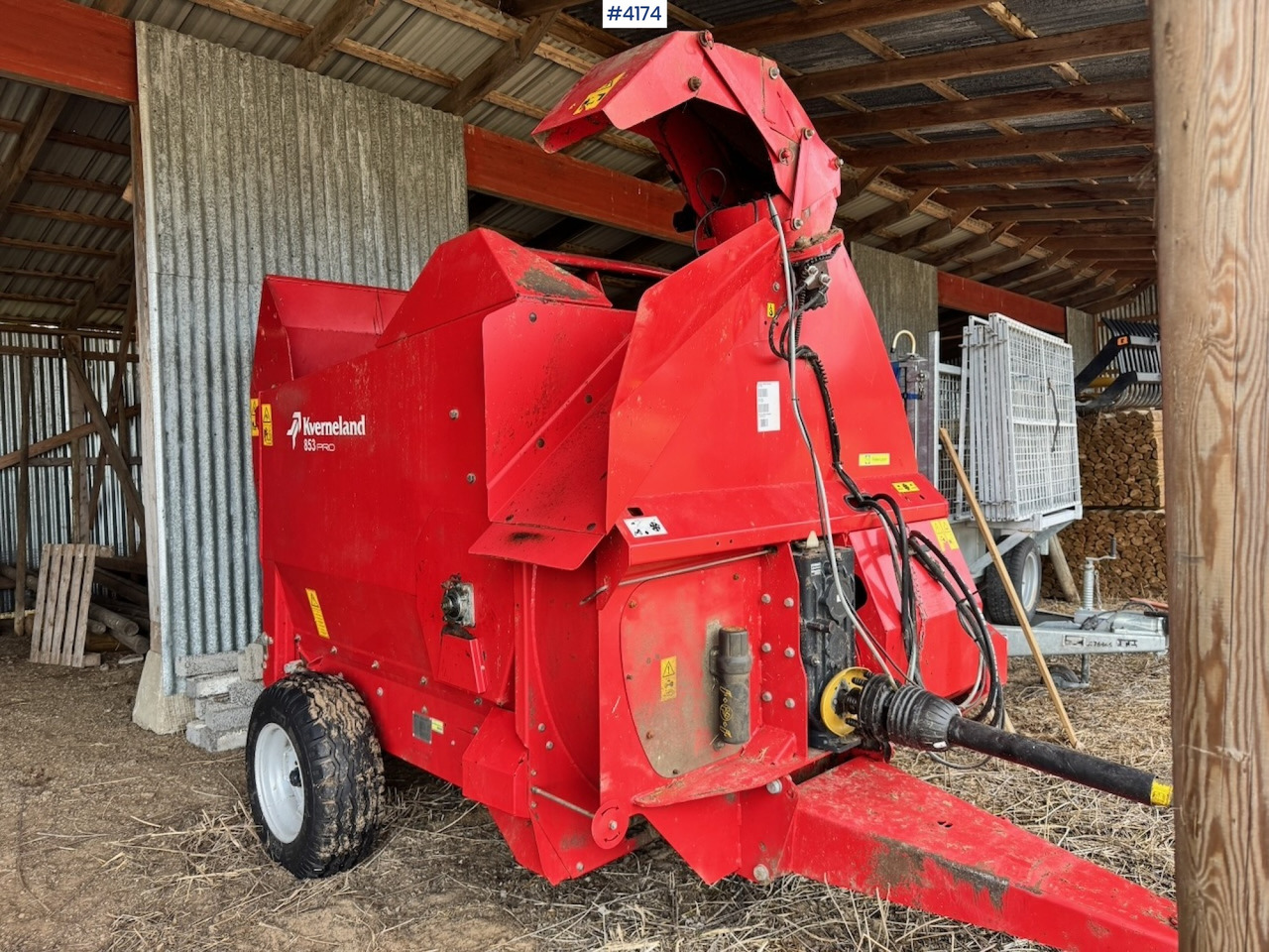 2017 Kverneland 853 Pro Halmblåser - Matériel de fenaison: photos 2 2017 Kverneland 853 Pro Halmblåser - Matériel de fenaison: photos 2