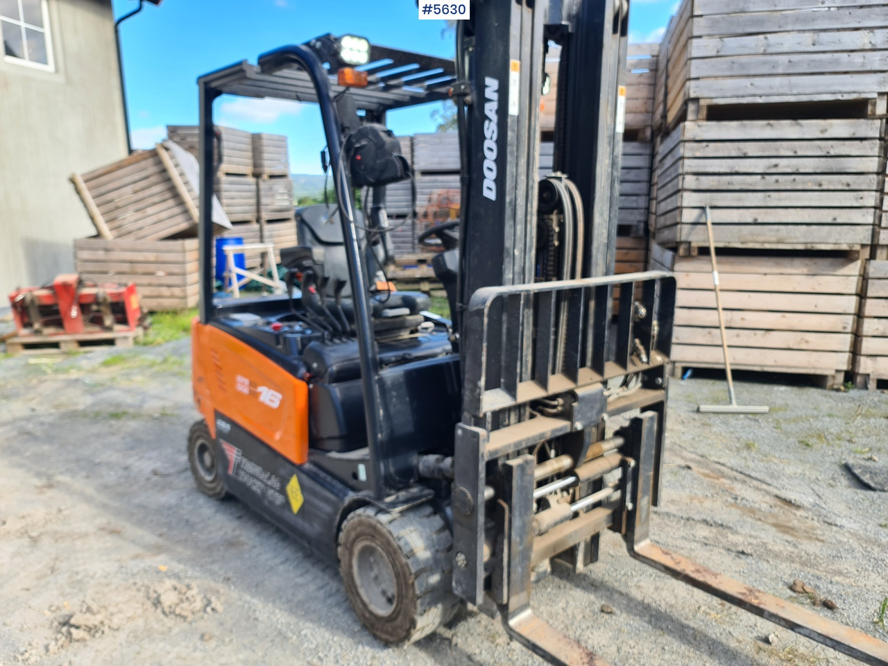 2018 Doosan B16X-7 - Chariot élévateur: photos 1 2018 Doosan B16X-7 - Chariot élévateur: photos 1