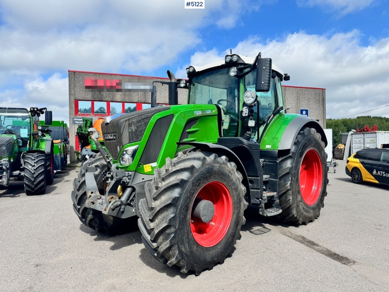 2019 Fendt 828 Vario w/ Front hydraulics and Front PTO. - Tracteur agricole: photos 2 2019 Fendt 828 Vario w/ Front hydraulics and Front PTO. - Tracteur agricole: photos 2
