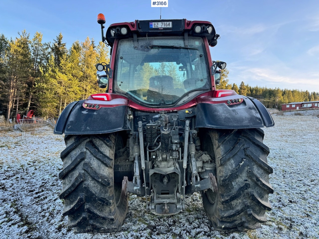 2019 Valtra N174 4x4 With front loader, snowplow blade, and 2 sets of tires. 2770 hours! - Tracteur agricole: photos 4 2019 Valtra N174 4x4 With front loader, snowplow blade, and 2 sets of tires. 2770 hours! - Tracteur agricole: photos 4