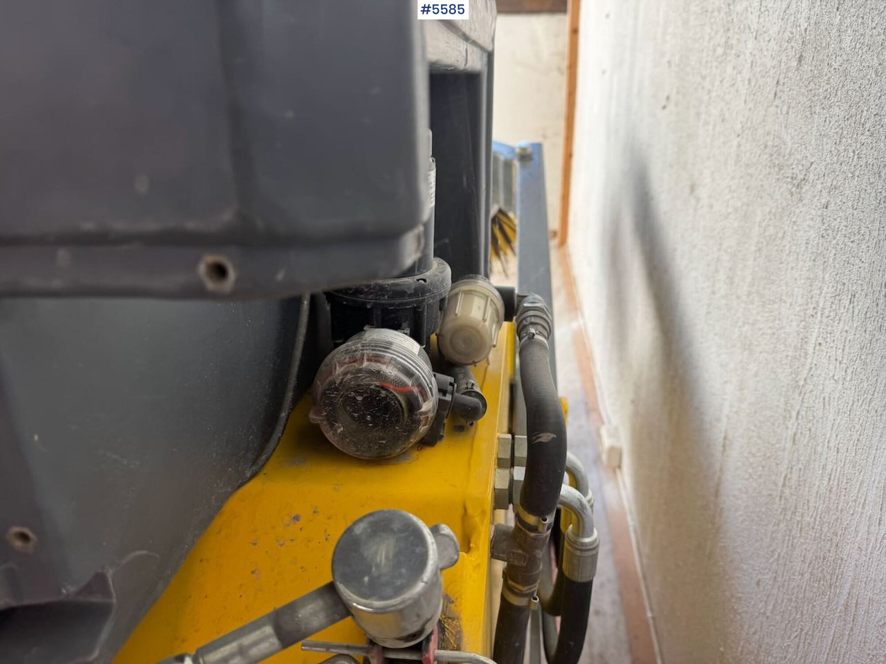 2019 Vama EHK A 2000 sweeper with collector - Brosse: photos 5 2019 Vama EHK A 2000 sweeper with collector - Brosse: photos 5