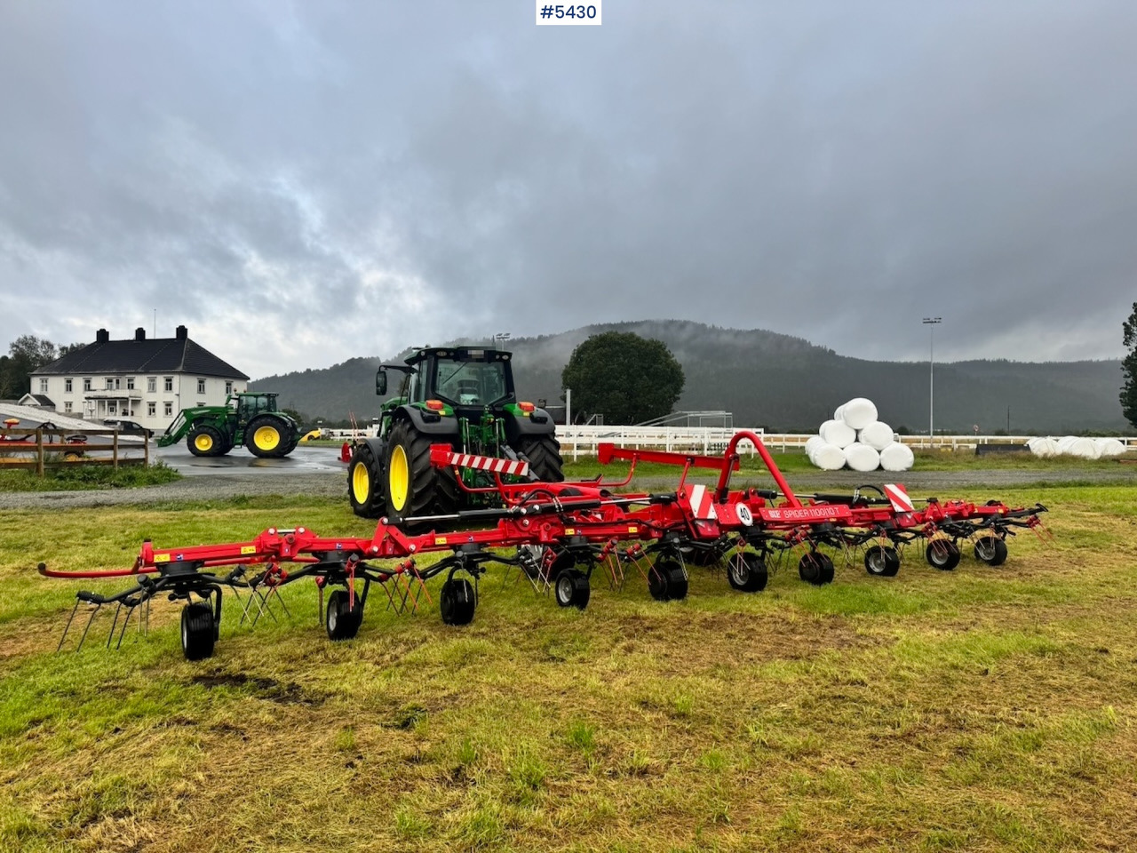 2022 SIP SP10 Spreder rake. - Matériel de fenaison: photos 1 2022 SIP SP10 Spreder rake. - Matériel de fenaison: photos 1