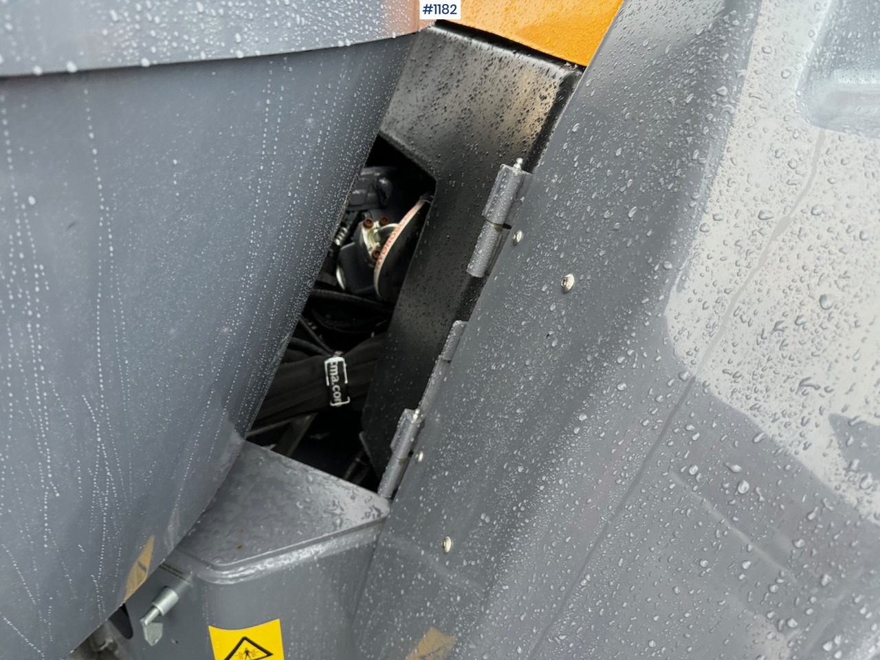 Valet de ferme 2023 LM Trac 587, DEMO, LIKE NEW!: photos 16 Valet de ferme 2023 LM Trac 587, DEMO, LIKE NEW!: photos 16