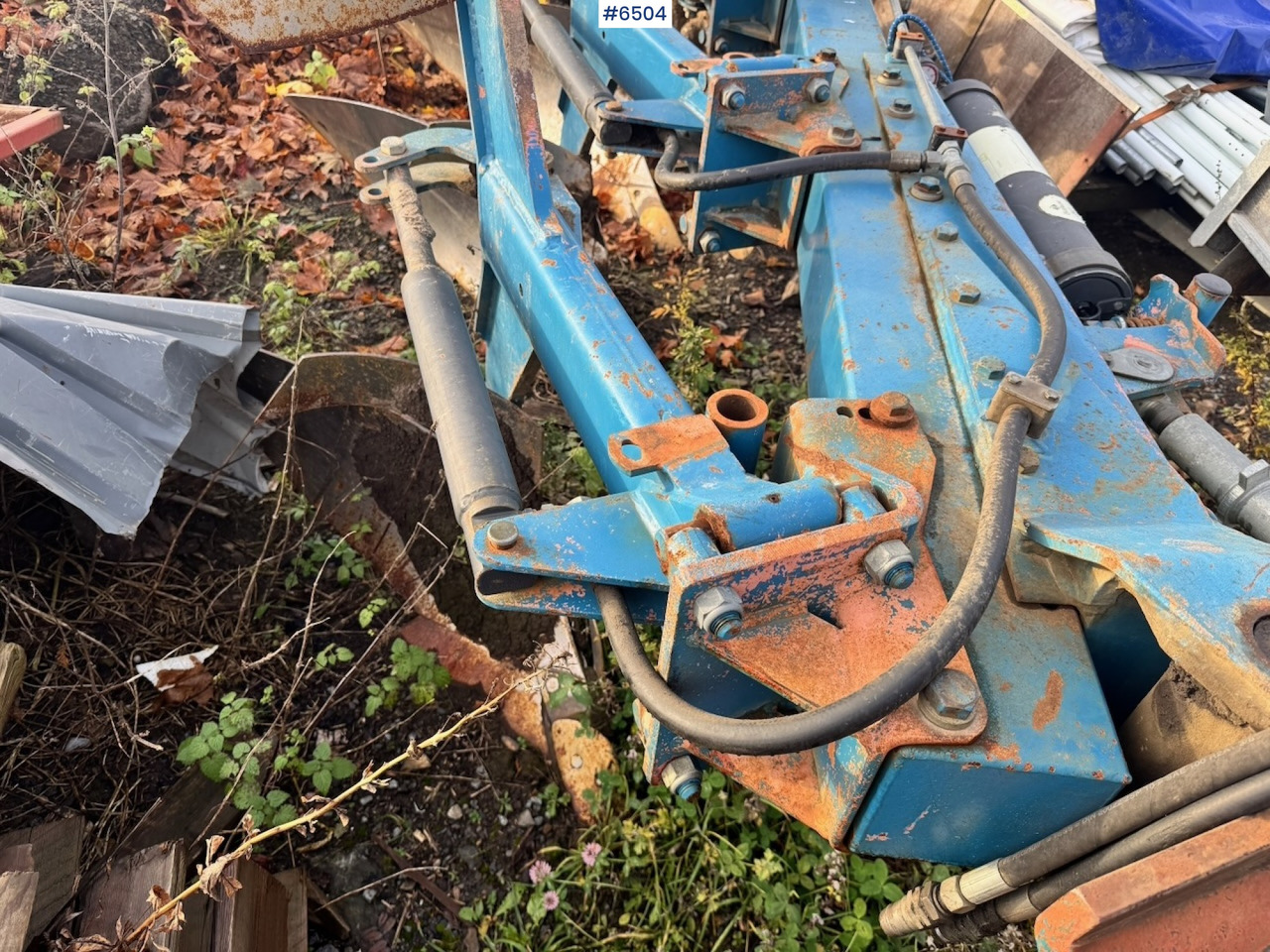 Approx. 1995 Øverum 3-furrow reversible plough - Outils du sol: photos 5 Approx. 1995 Øverum 3-furrow reversible plough - Outils du sol: photos 5