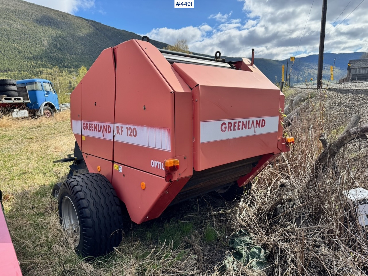 Ca. 1995 Vicon RF120 Round Baler - Matériel de fenaison: photos 3 Ca. 1995 Vicon RF120 Round Baler - Matériel de fenaison: photos 3
