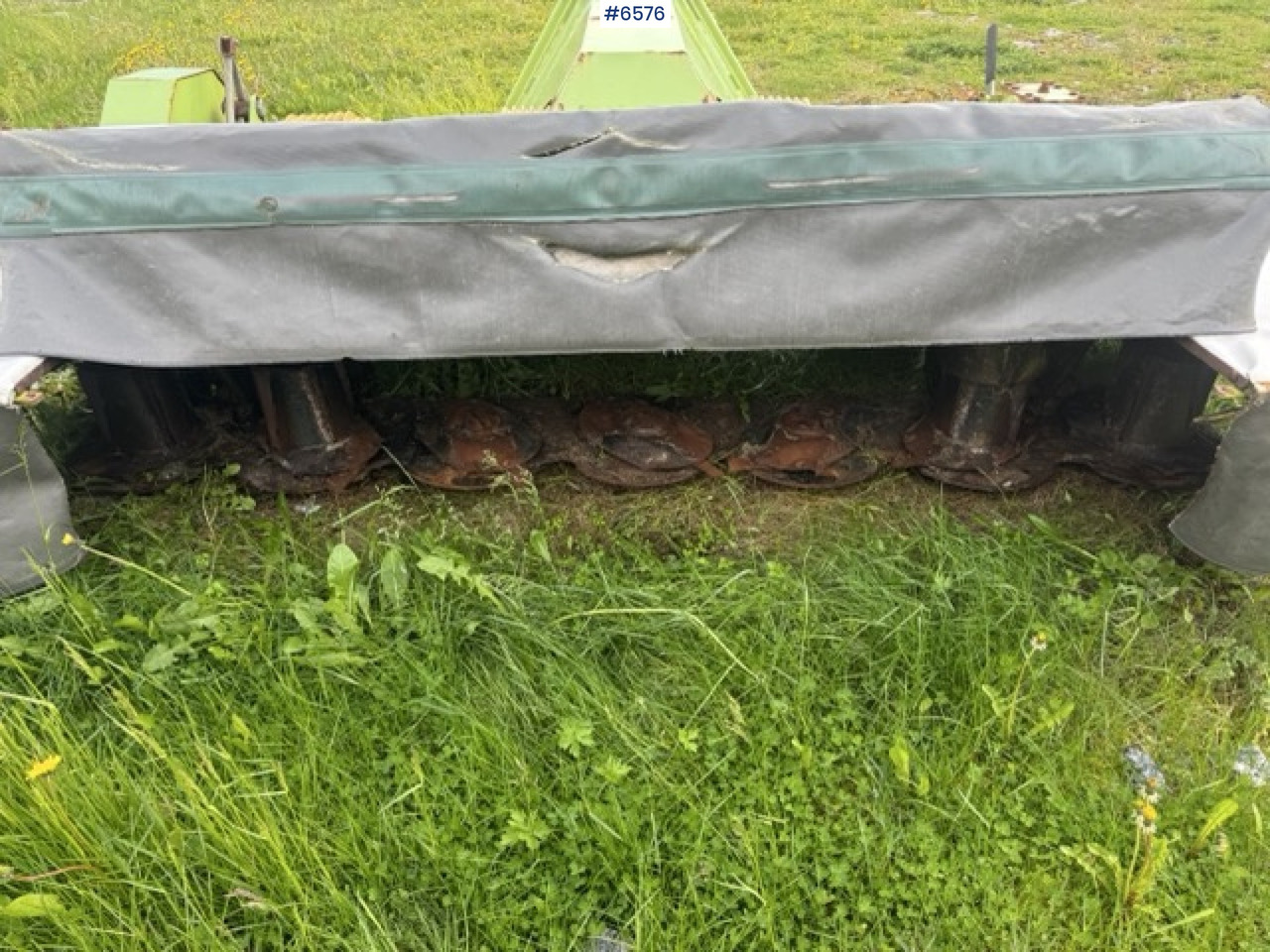 Claas front-mounted mower - Matériel de fenaison: photos 3 Claas front-mounted mower - Matériel de fenaison: photos 3