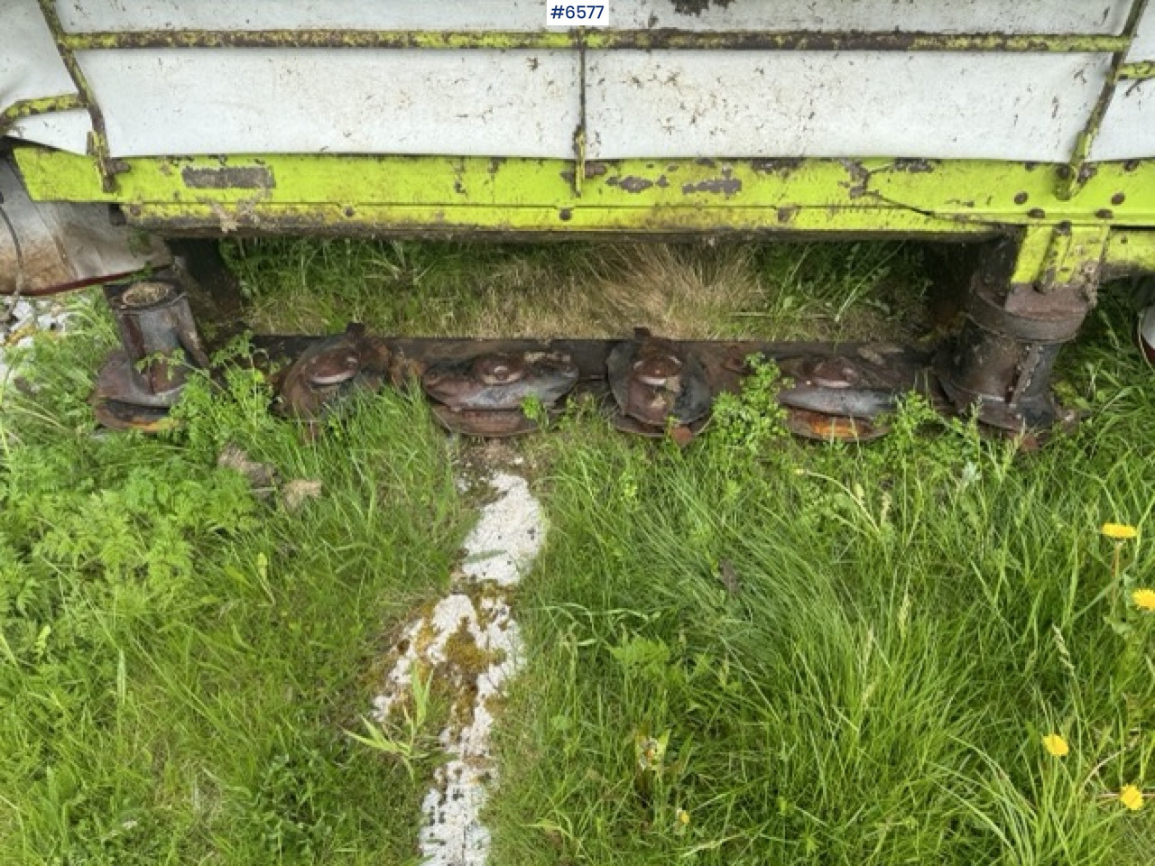 Claas rear-mounted mower - Matériel de fenaison: photos 2 Claas rear-mounted mower - Matériel de fenaison: photos 2