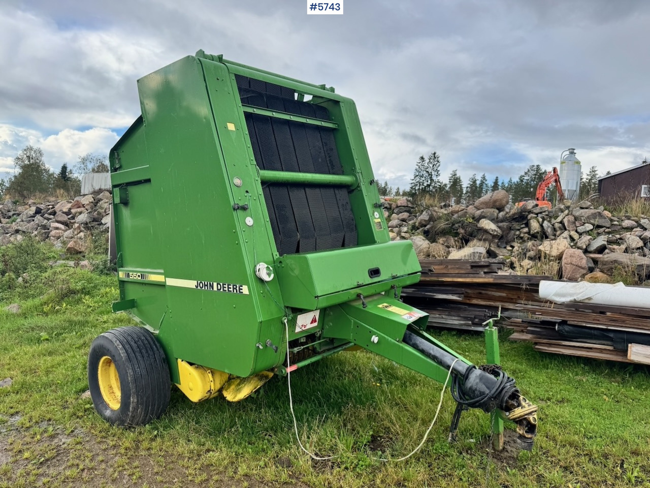 John Deere 550 Round Baler. - Matériel de fenaison: photos 4 John Deere 550 Round Baler. - Matériel de fenaison: photos 4
