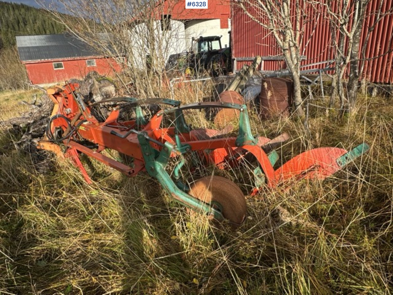 Kverneland 3-furrow plough - Outils du sol: photos 5 Kverneland 3-furrow plough - Outils du sol: photos 5
