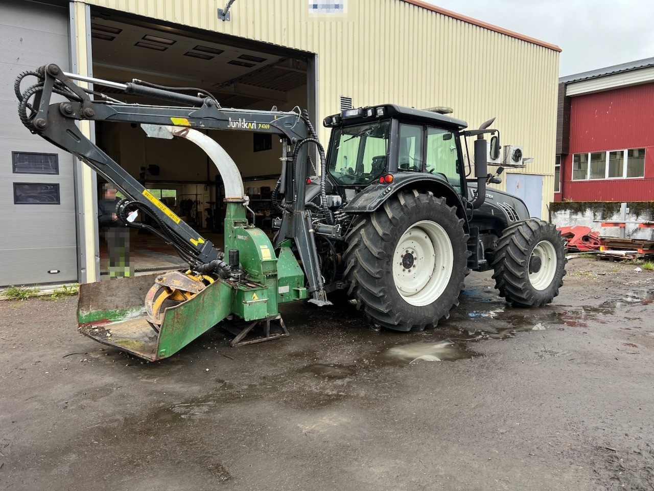 2015 NHS 300E chipper and 2015 Junkkari P4169 Crane - Matériel forestier: photos 3 2015 NHS 300E chipper and 2015 Junkkari P4169 Crane - Matériel forestier: photos 3