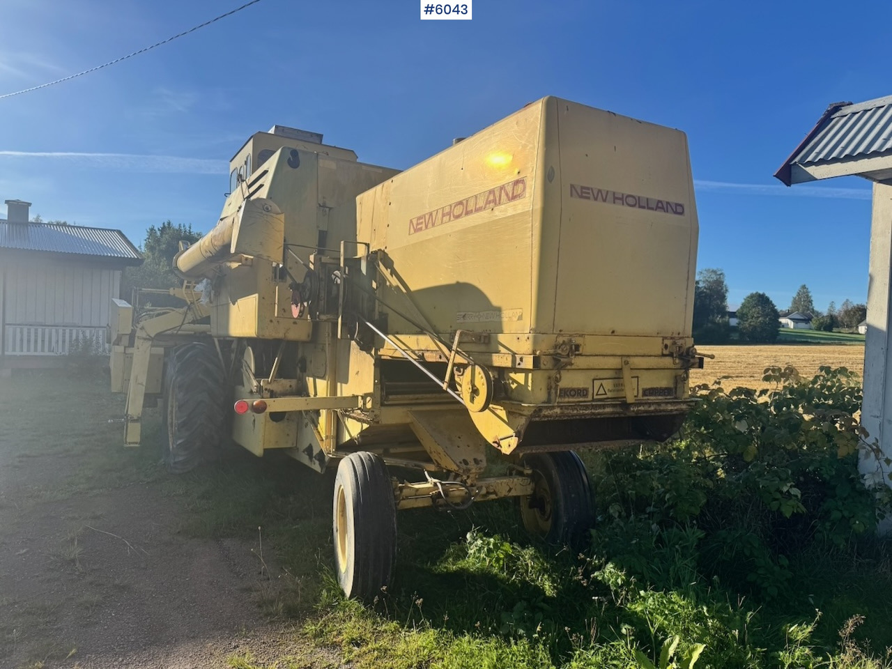 New Holland Clayson 1530 - Moissonneuse-batteuse: photos 5 New Holland Clayson 1530 - Moissonneuse-batteuse: photos 5