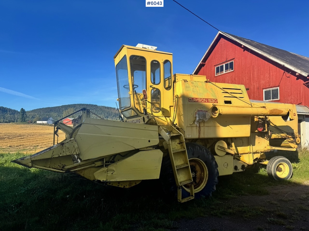 New Holland Clayson 1530 - Moissonneuse-batteuse: photos 2 New Holland Clayson 1530 - Moissonneuse-batteuse: photos 2