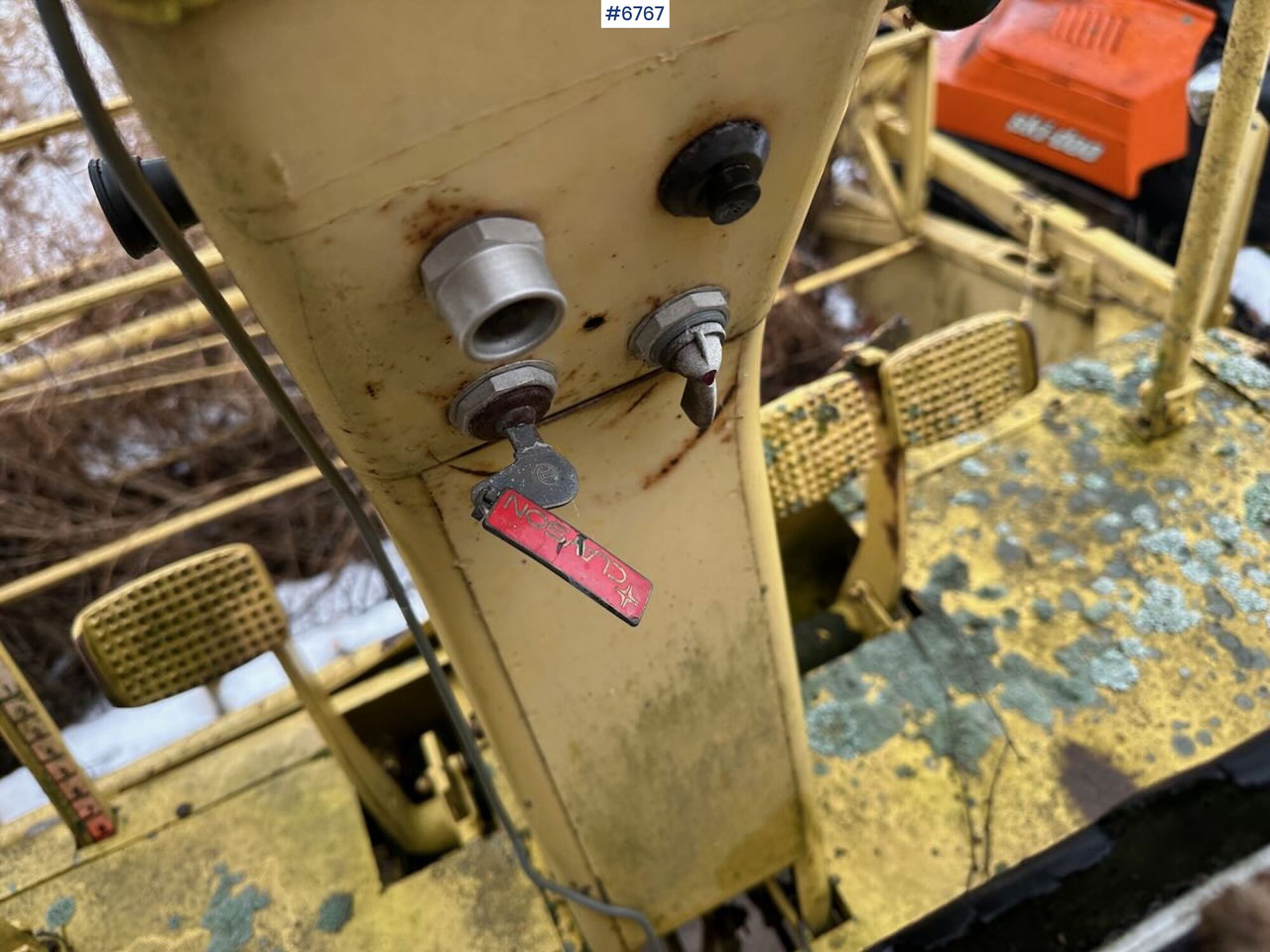 Moissonneuse-batteuse New Holland Clayson M122 Combine harvester. Repair project: photos 14 Moissonneuse-batteuse New Holland Clayson M122 Combine harvester. Repair project: photos 14