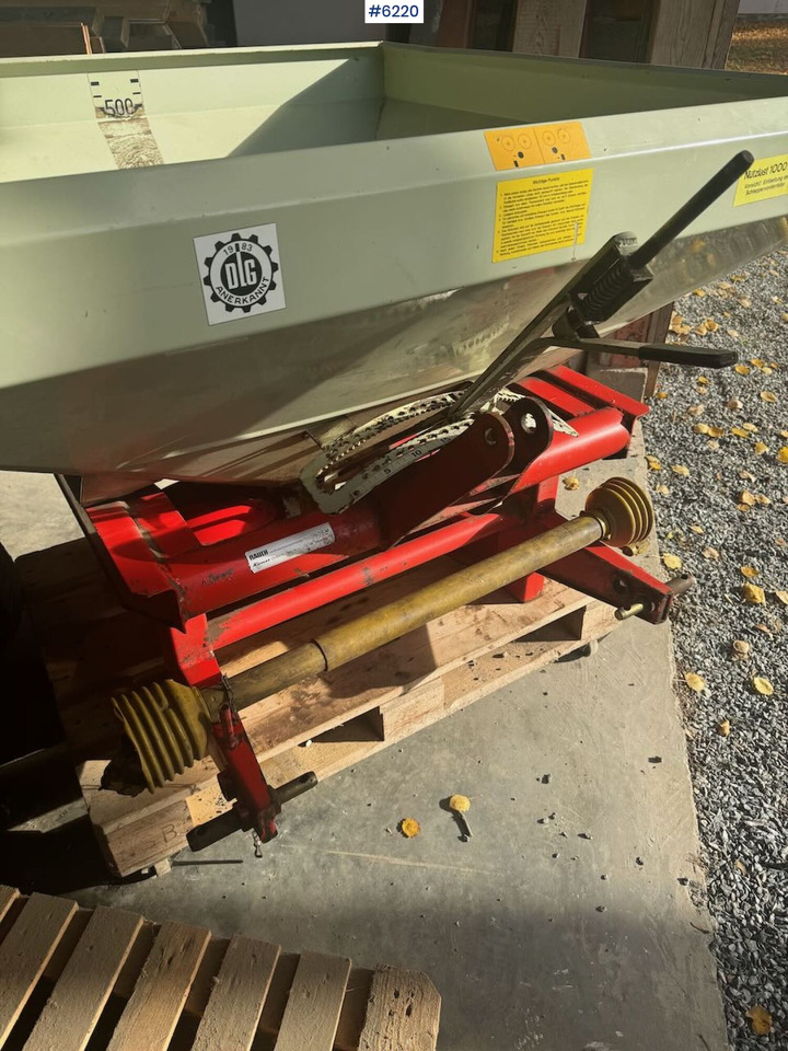 Rauch Komet ZS800 - Distributeur d'engrais: photos 5 Rauch Komet ZS800 - Distributeur d'engrais: photos 5