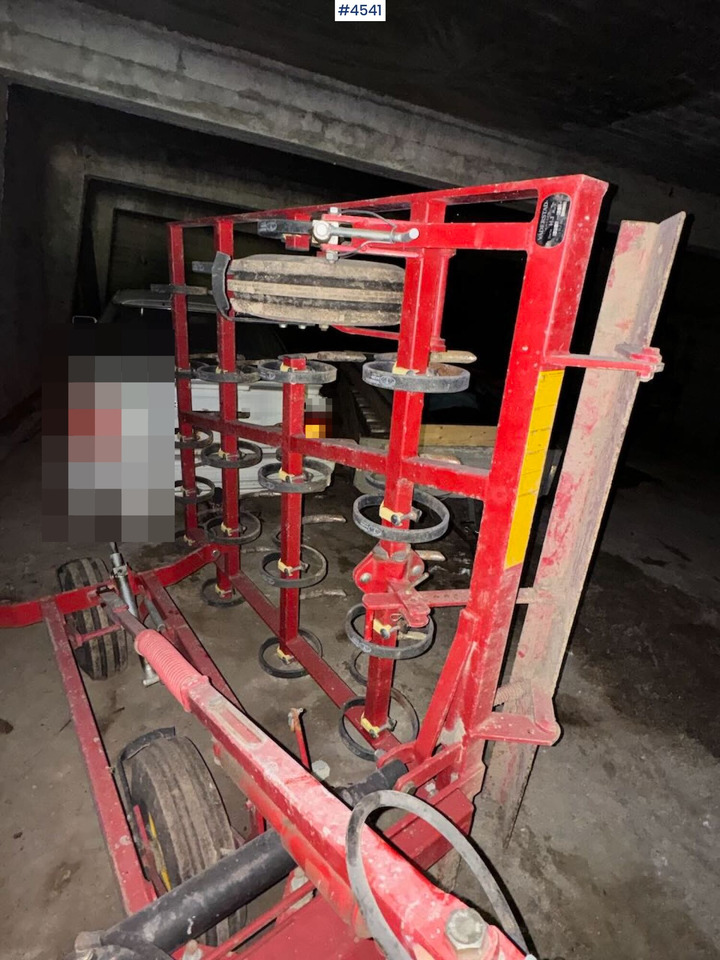 Väderstad Harrow - Outils du sol: photos 4 Väderstad Harrow - Outils du sol: photos 4