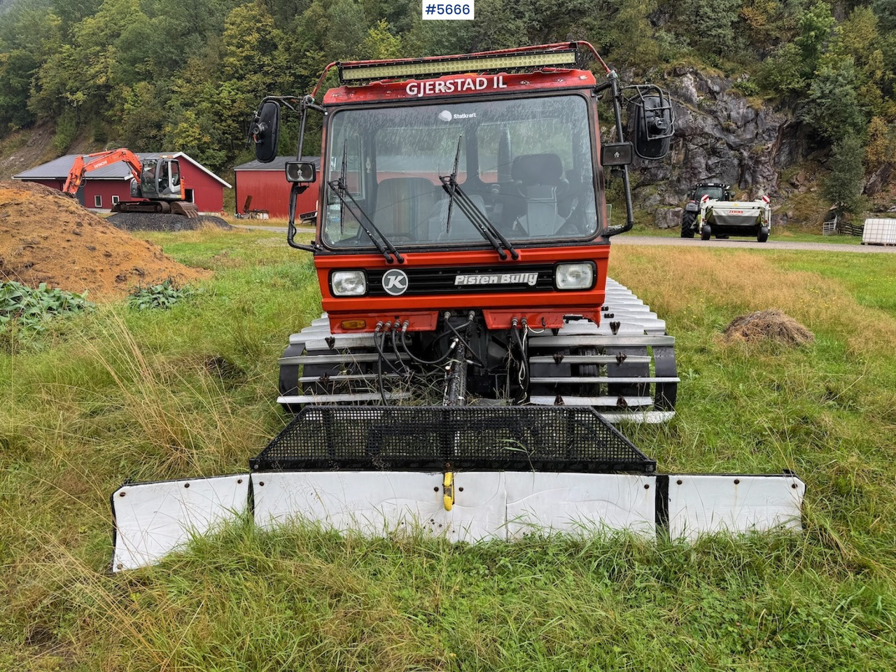 1994 Pisten Bully 150D w/ track layer and milling machine - Véhicule de voirie/ Spécial: photos 5 1994 Pisten Bully 150D w/ track layer and milling machine - Véhicule de voirie/ Spécial: photos 5