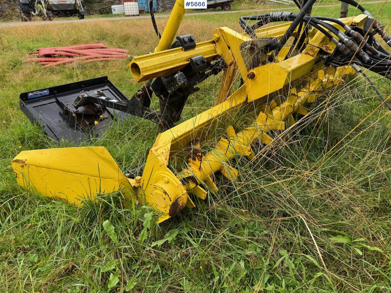 1994 Pisten Bully 150D w/ track layer and milling machine - Véhicule de voirie/ Spécial: photos 3 1994 Pisten Bully 150D w/ track layer and milling machine - Véhicule de voirie/ Spécial: photos 3