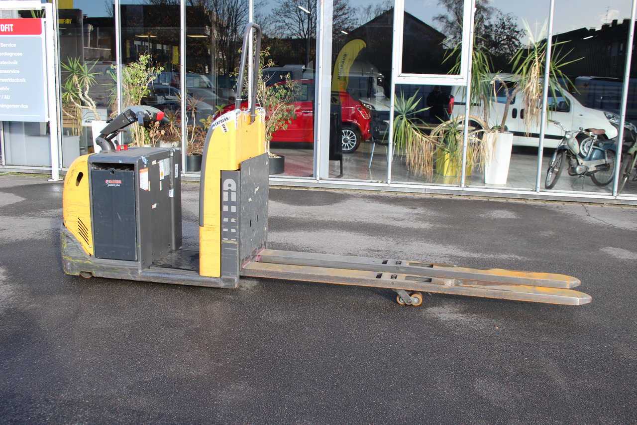 ATLET Atlet Tempo S3 PPL/200S - Transpalette: photos 1 ATLET Atlet Tempo S3 PPL/200S - Transpalette: photos 1