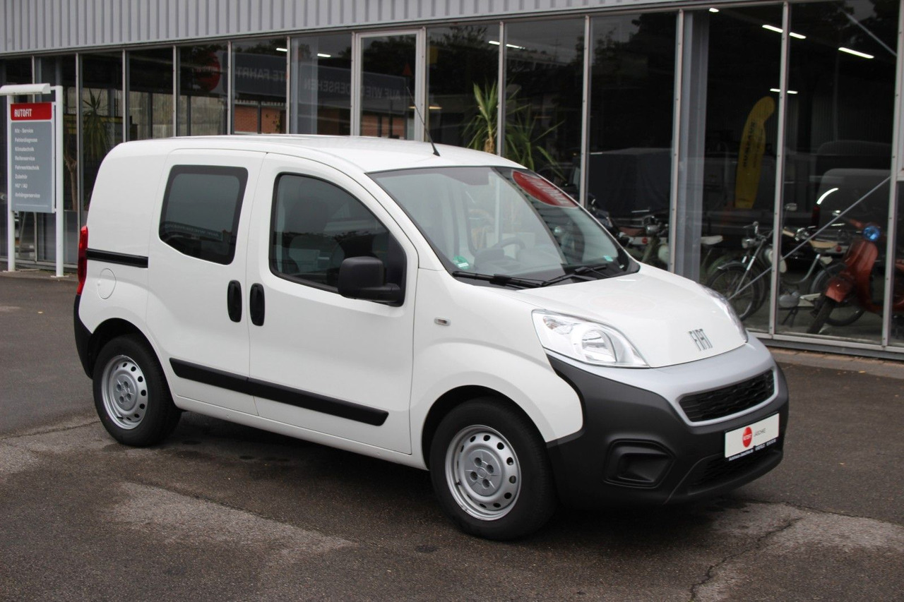 Fiat Fiorino SX Kasten Klima Sitzhzg 7600 km - Voiture: photos 2 Fiat Fiorino SX Kasten Klima Sitzhzg 7600 km - Voiture: photos 2