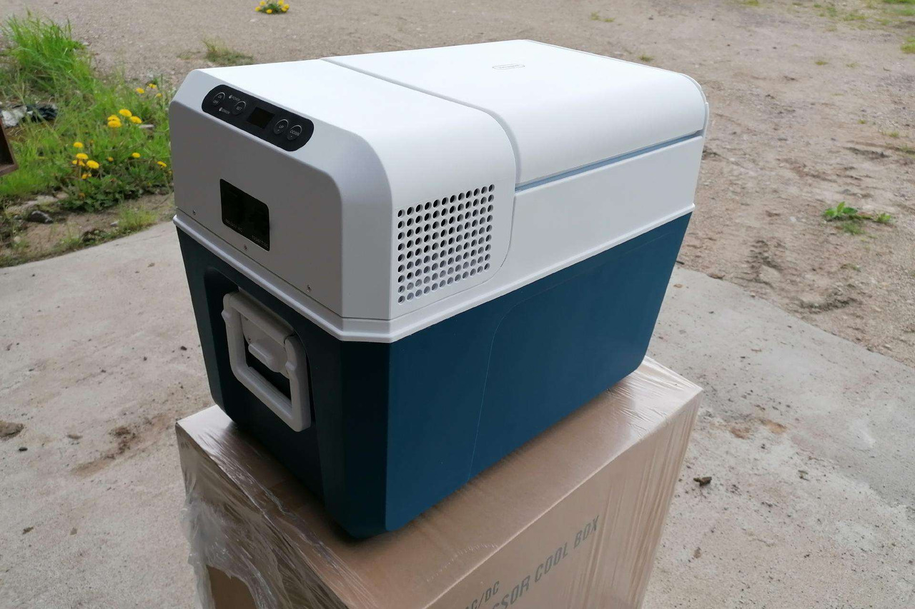 Fridge Dometic Waeco Mobicool 38L - Cabine et intérieur pour Camion: photos 1 Fridge Dometic Waeco Mobicool 38L - Cabine et intérieur pour Camion: photos 1