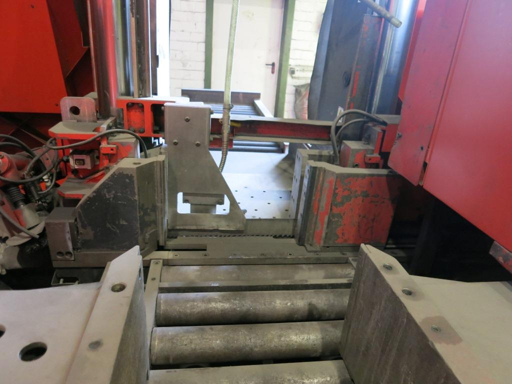 AMADA HFA 530 CNC - Machine à métaux: photos 5 AMADA HFA 530 CNC - Machine à métaux: photos 5