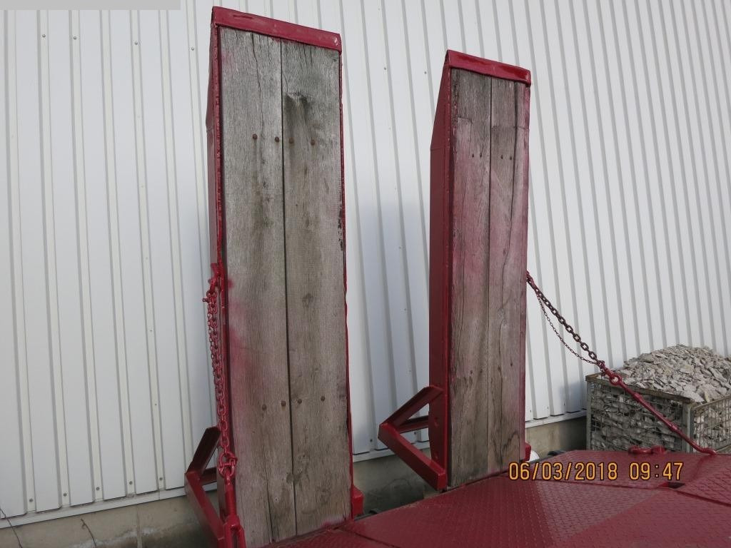 GOLDHOFER U2 16/80 - Remorque porte-engin surbaissée: photos 4 GOLDHOFER U2 16/80 - Remorque porte-engin surbaissée: photos 4