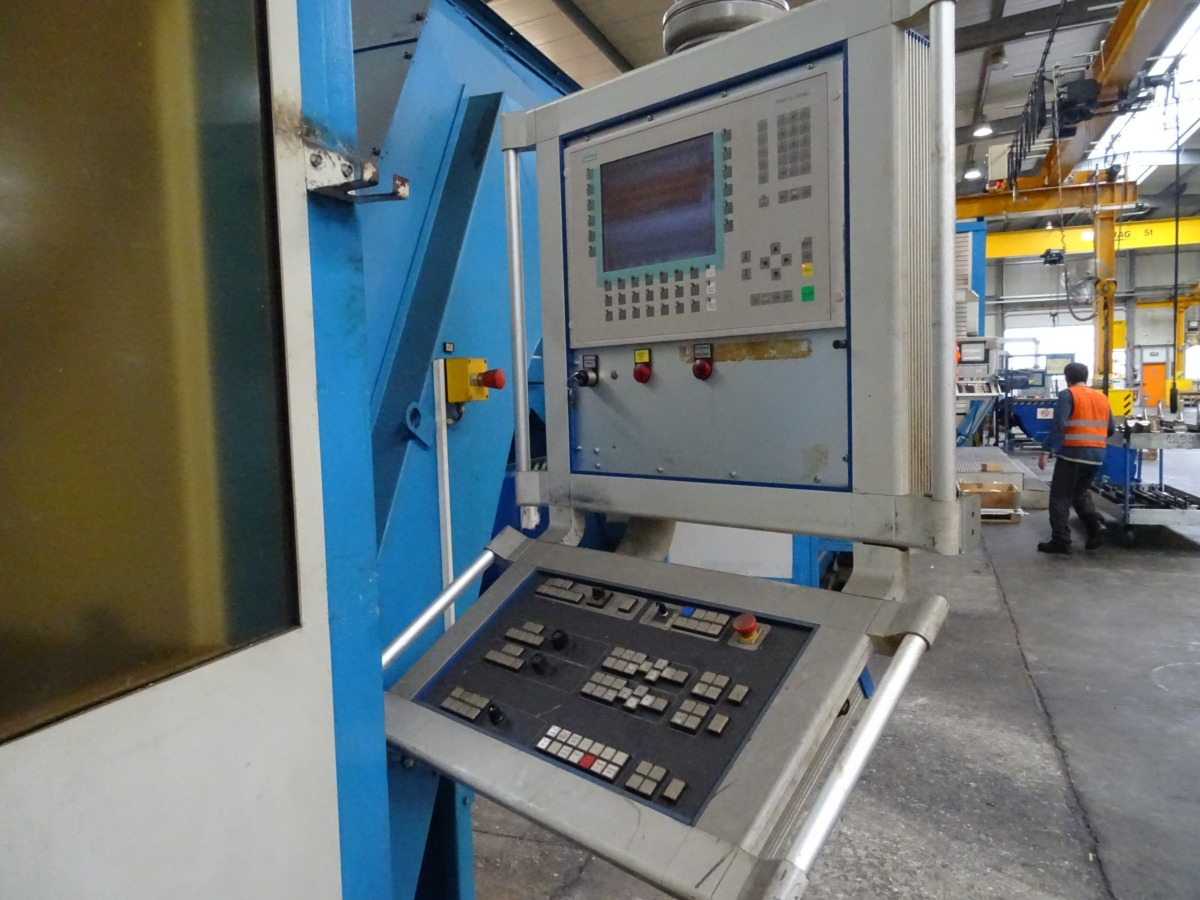 STANKO 1525 / 2008 - Tour à métaux: photos 2 STANKO 1525 / 2008 - Tour à métaux: photos 2