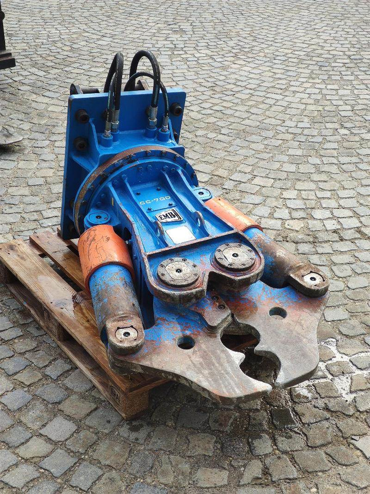 EMB CC700  - Cisaille de démolition: photos 2 EMB CC700  - Cisaille de démolition: photos 2