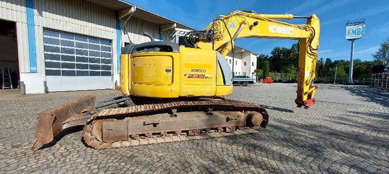 New Holland E235B SRNLC - Pelle sur chenille: photos 4 New Holland E235B SRNLC - Pelle sur chenille: photos 4