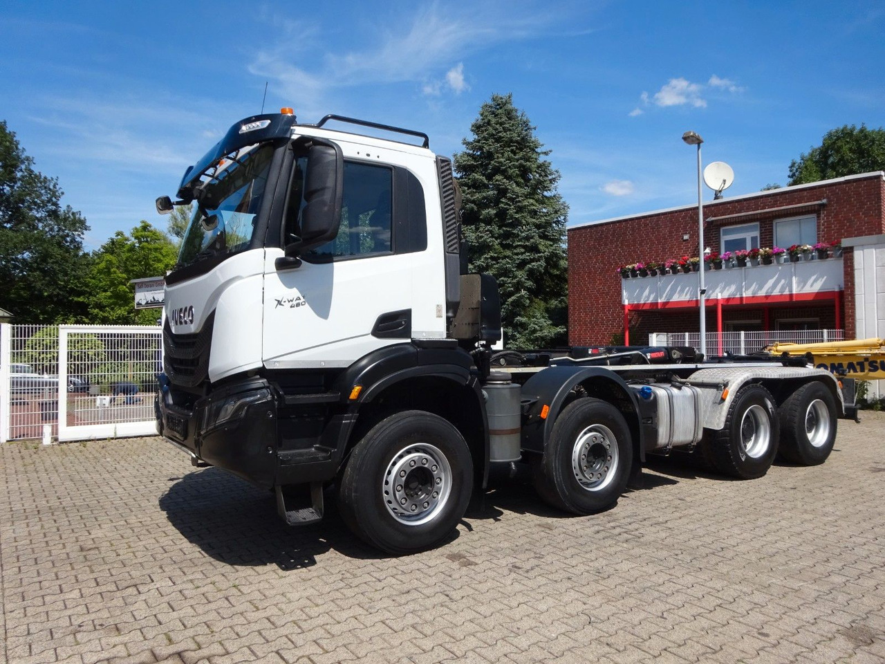 Iveco X-WAY 480 HIAB ABROLLER 8x4 - Camion ampliroll: photos 4 Iveco X-WAY 480 HIAB ABROLLER 8x4 - Camion ampliroll: photos 4