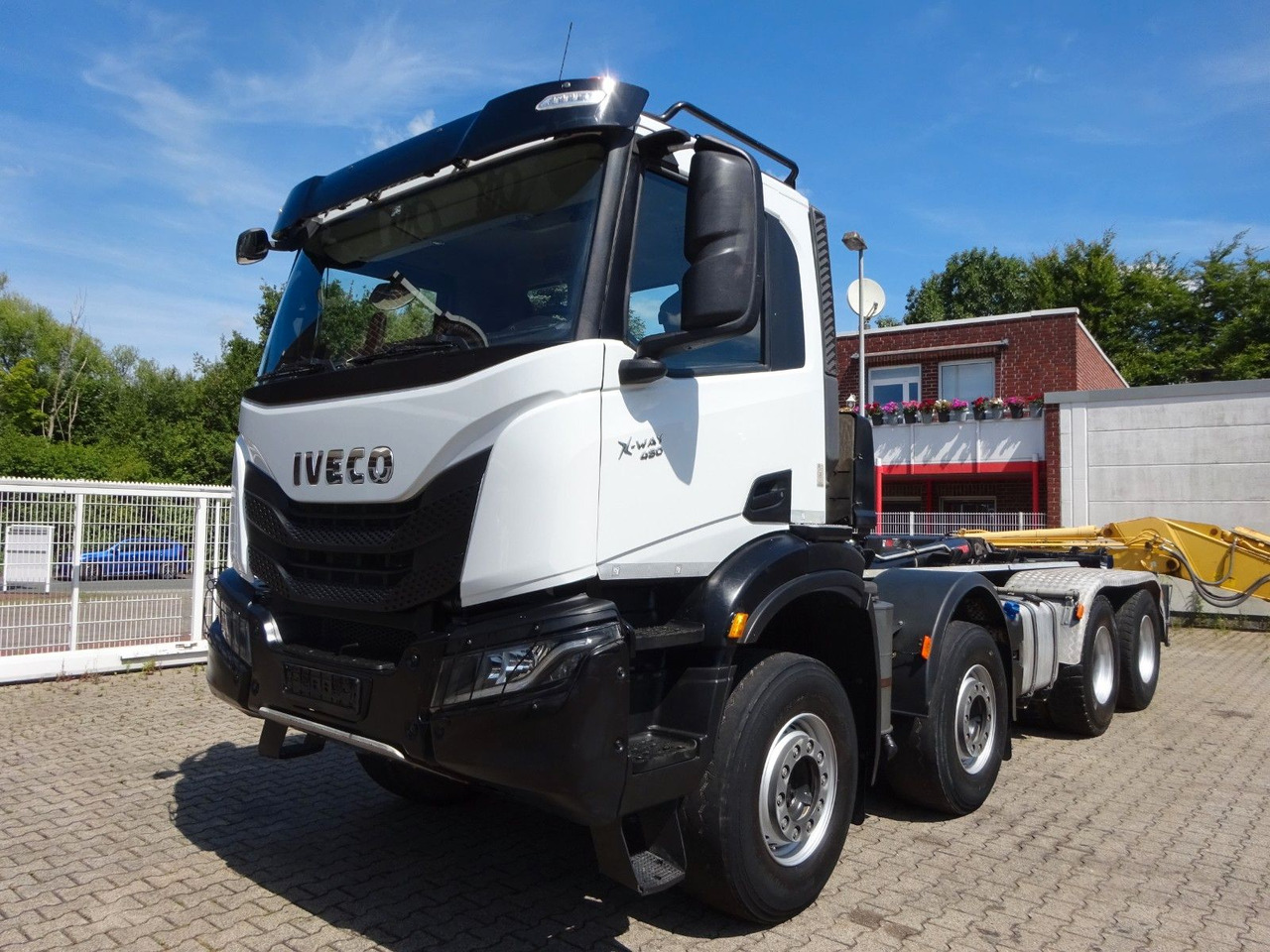 Iveco X-WAY 480 HIAB ABROLLER 8x4 - Camion ampliroll: photos 3 Iveco X-WAY 480 HIAB ABROLLER 8x4 - Camion ampliroll: photos 3