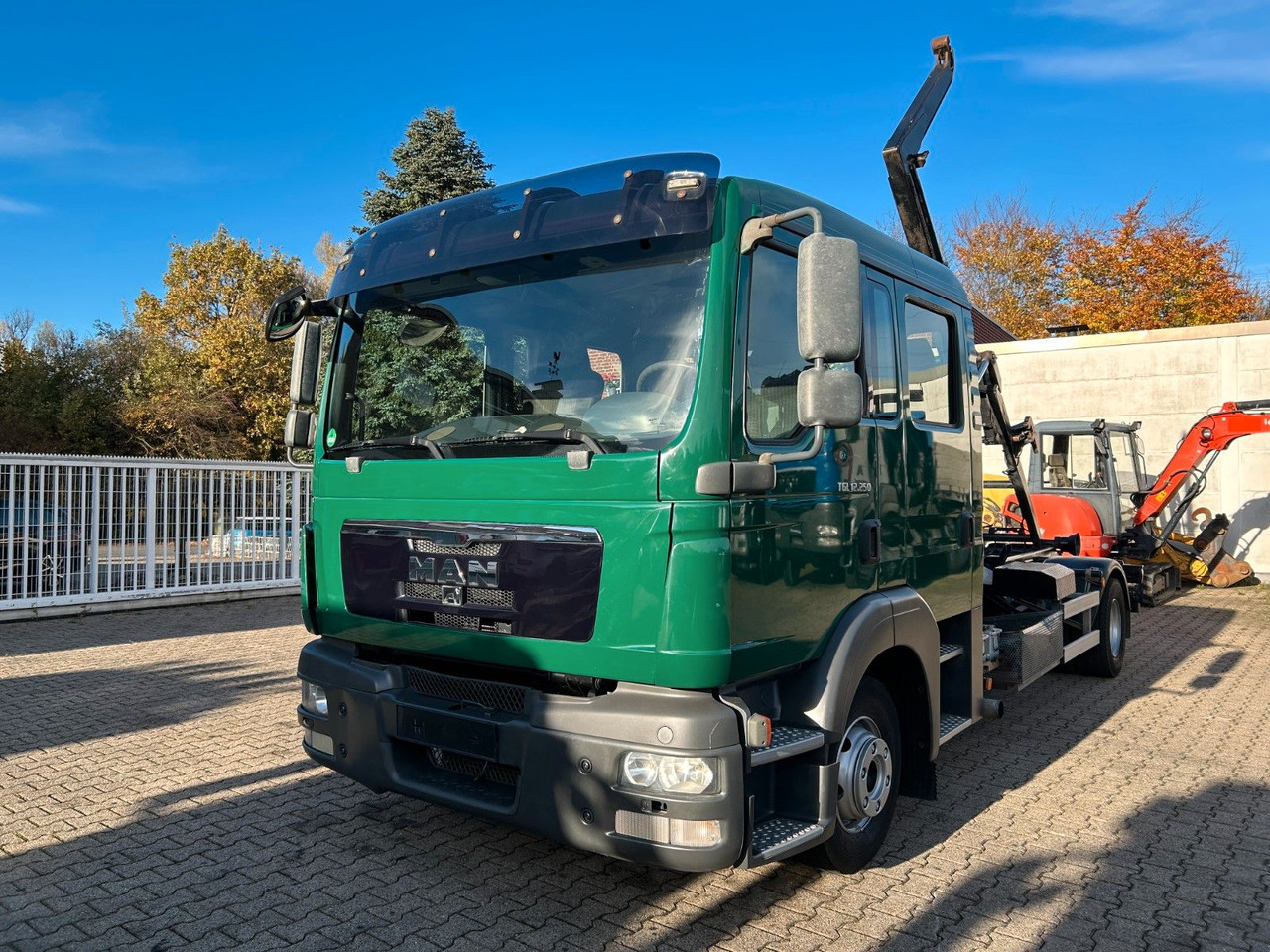 MAN 12.250 Doppelkabine Abroller - Camion ampliroll: photos 3 MAN 12.250 Doppelkabine Abroller - Camion ampliroll: photos 3