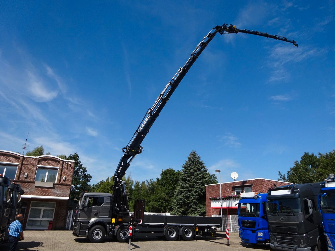 MAN 35.510 P+ 955 Effer jib Seilwind(100t Meterkran MAN 35.510 P+ 955 Effer jib Seilwind(100t Meterkran - Camion grue, Camion plateau: photos 3 MAN 35.510 P+ 955 Effer jib Seilwind(100t Meterkran MAN 35.510 P+ 955 Effer jib Seilwind(100t Meterkran - Camion grue, Camion plateau: photos 3
