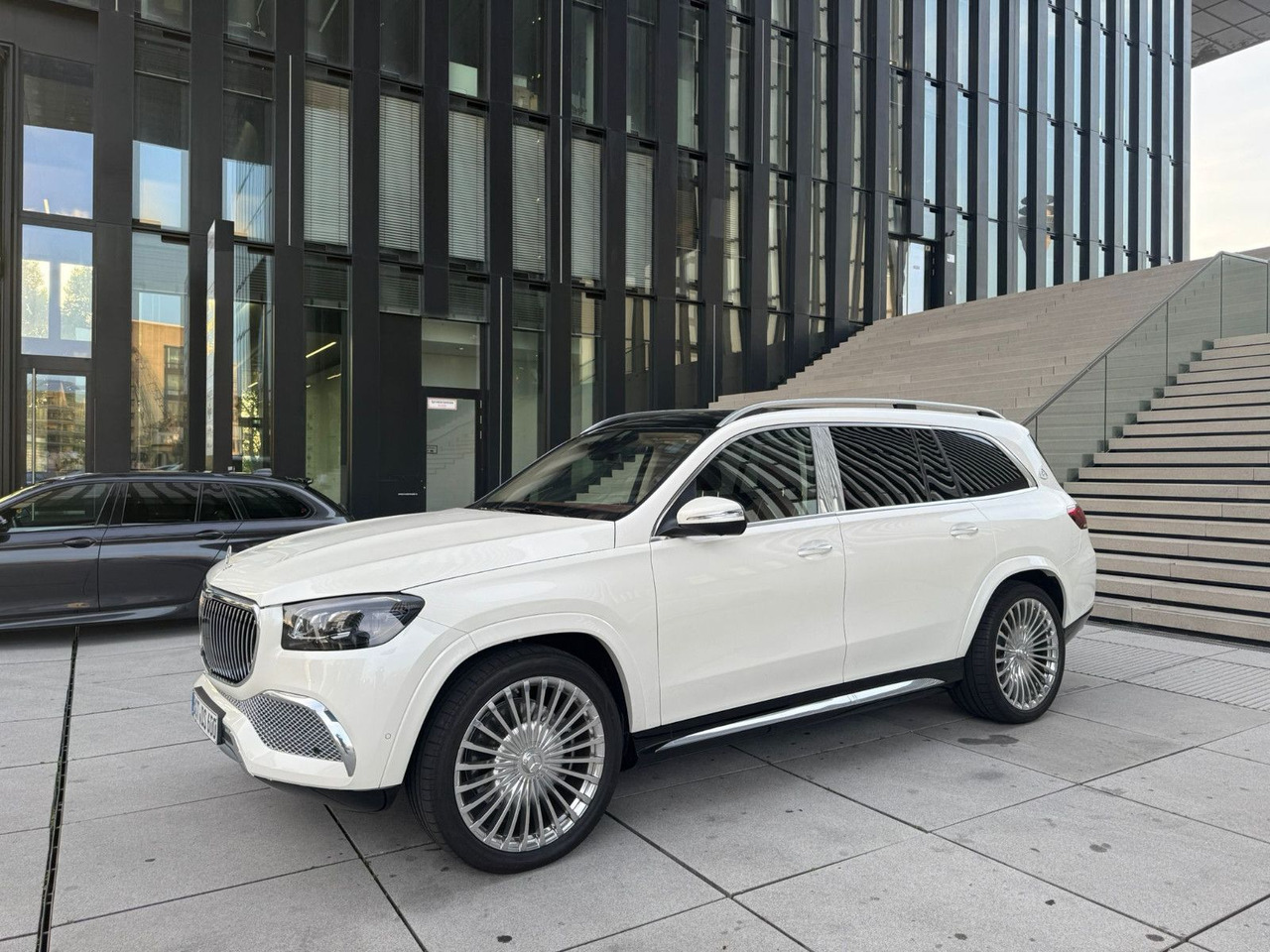 Mercedes-Benz GLS 600 Maybach 4Matic | 23 ZOLL | BURMESTER Mercedes-Benz GLS 600 Maybach 4Matic | 23 ZOLL | BURMESTER - SUV: photos 1 Mercedes-Benz GLS 600 Maybach 4Matic | 23 ZOLL | BURMESTER Mercedes-Benz GLS 600 Maybach 4Matic | 23 ZOLL | BURMESTER - SUV: photos 1