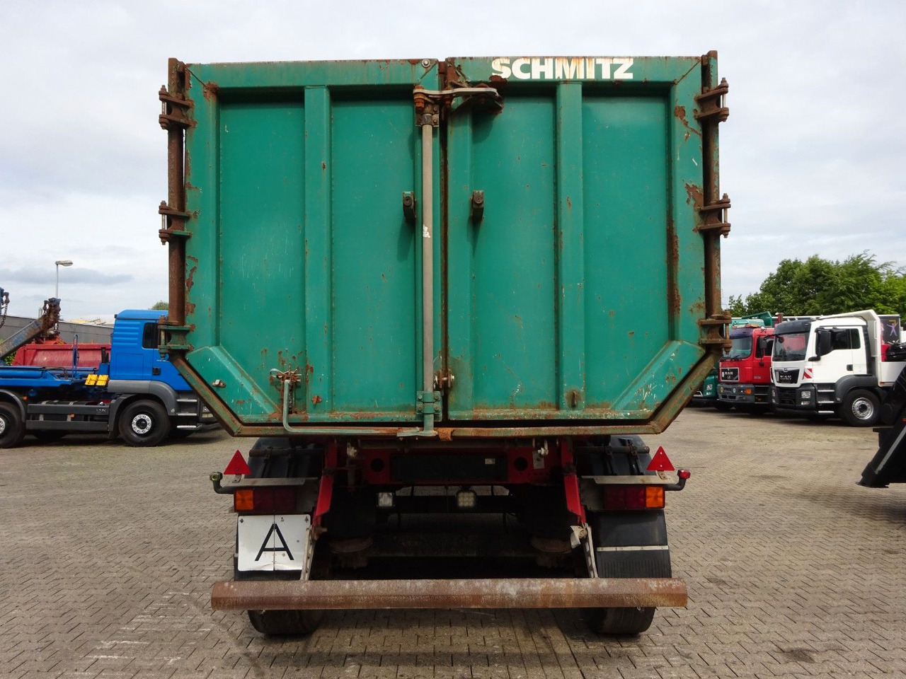 Schmitz Cargobull Kipp Auflieger Stahlmulde SKI 24 mit 3 Achsen - Semi-remorque benne: photos 4 Schmitz Cargobull Kipp Auflieger Stahlmulde SKI 24 mit 3 Achsen - Semi-remorque benne: photos 4
