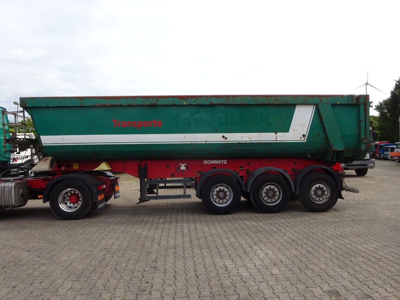 Schmitz Cargobull Kipp Auflieger Stahlmulde SKI 24 mit 3 Achsen - Semi-remorque benne: photos 1 Schmitz Cargobull Kipp Auflieger Stahlmulde SKI 24 mit 3 Achsen - Semi-remorque benne: photos 1