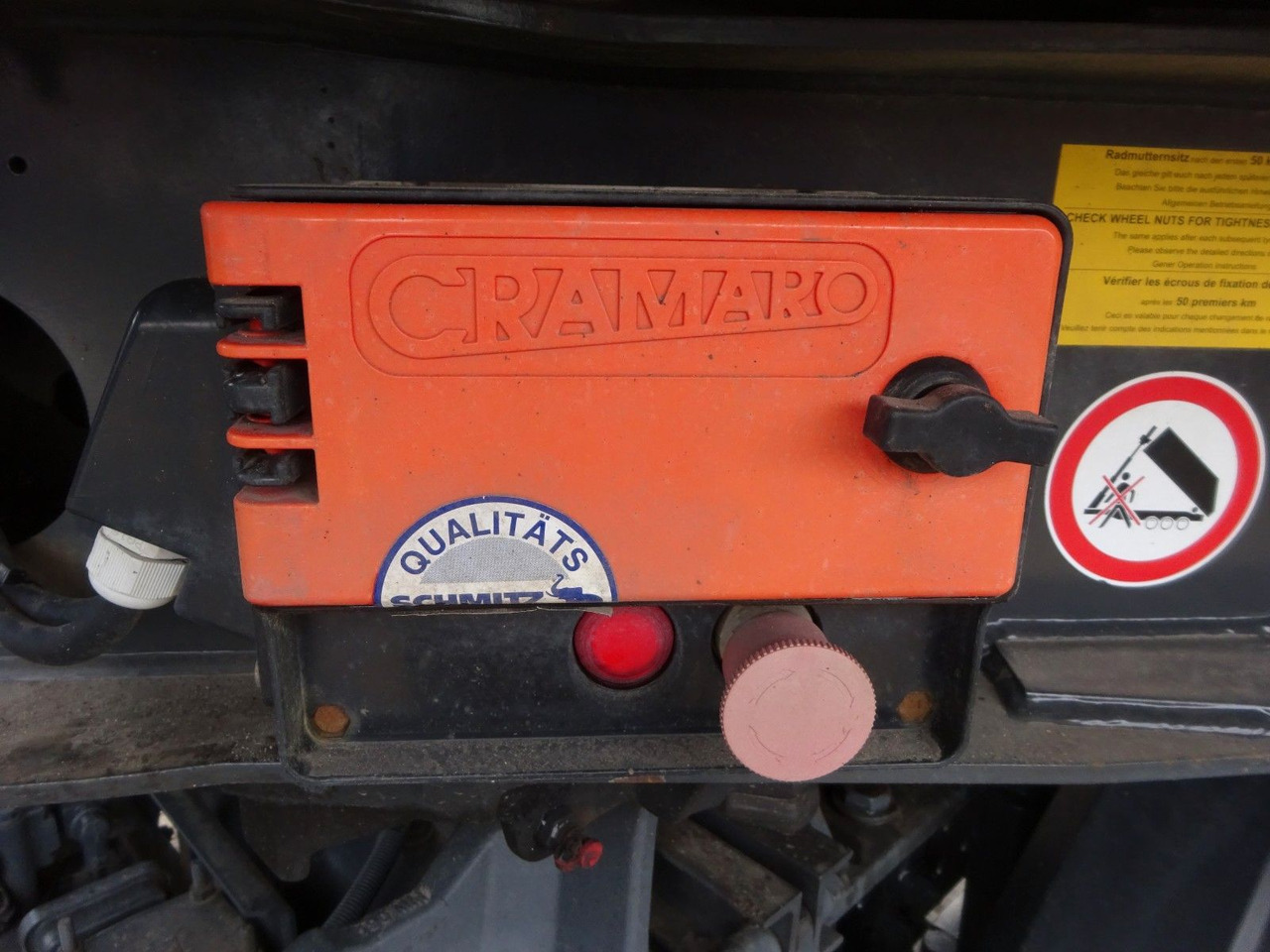 Semi-remorque benne Schmitz Cargobull SGF S3 Kipp Auflieger Mulde mit 3 Achsen: photos 13