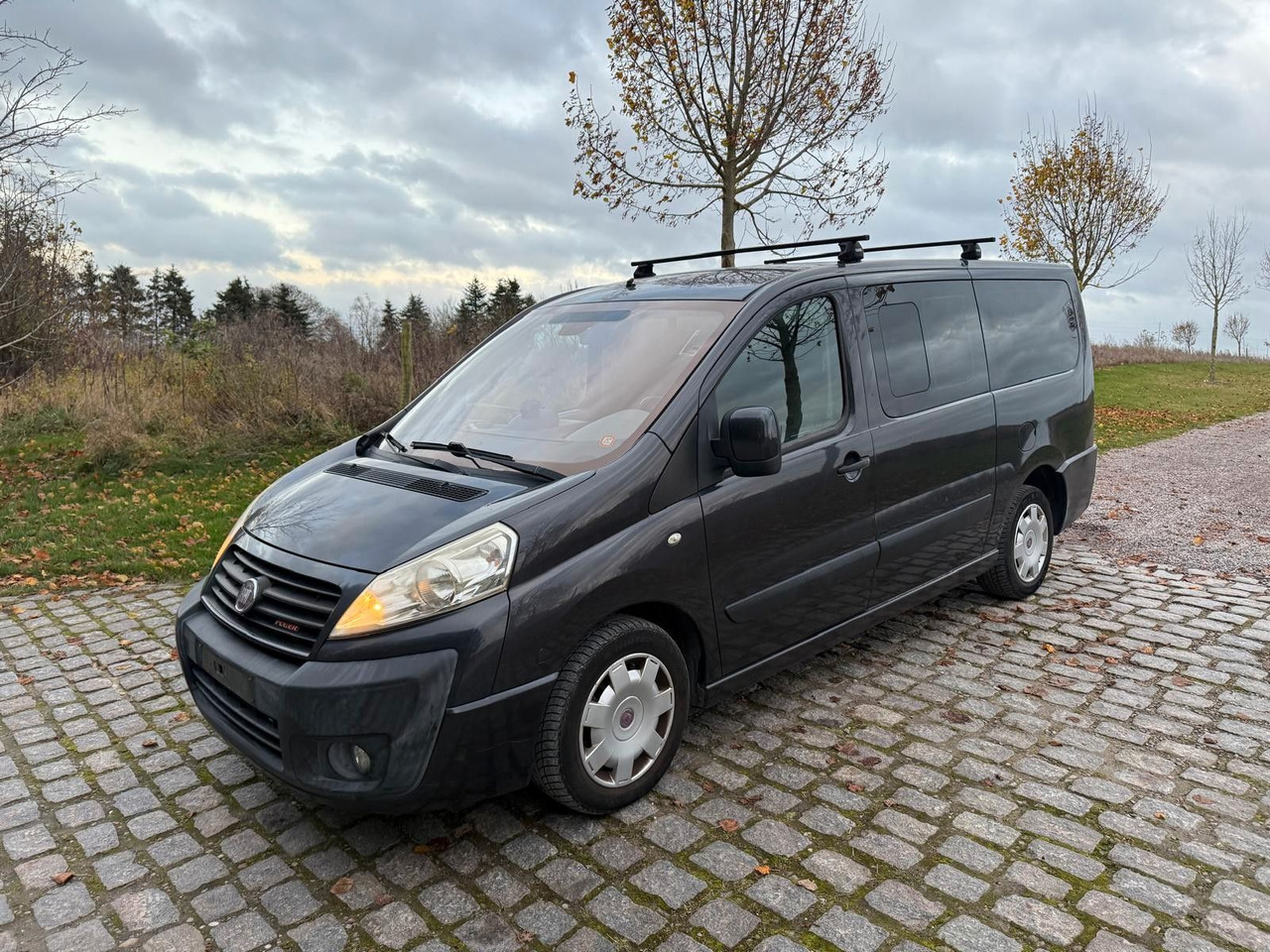 Fiat Scudo 140 Multijet *8 seats* *Climatronic *Navi - Transport de personnes: photos 1 Fiat Scudo 140 Multijet *8 seats* *Climatronic *Navi - Transport de personnes: photos 1