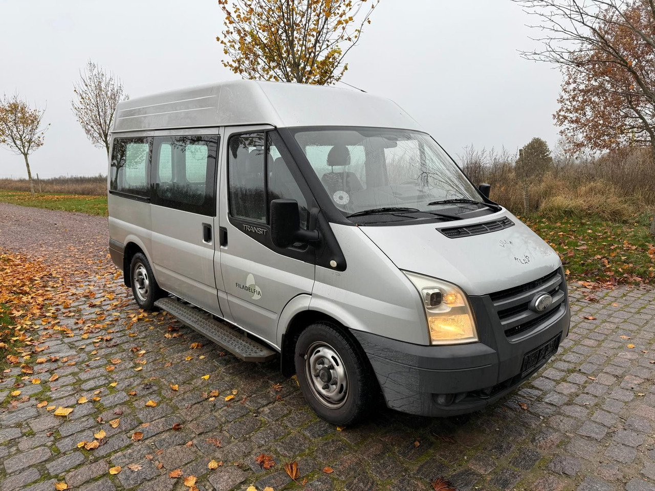 Ford Transit Kombi FT 300 High+Long *Handycap Lift* - Transport de personnes: photos 1 Ford Transit Kombi FT 300 High+Long *Handycap Lift* - Transport de personnes: photos 1