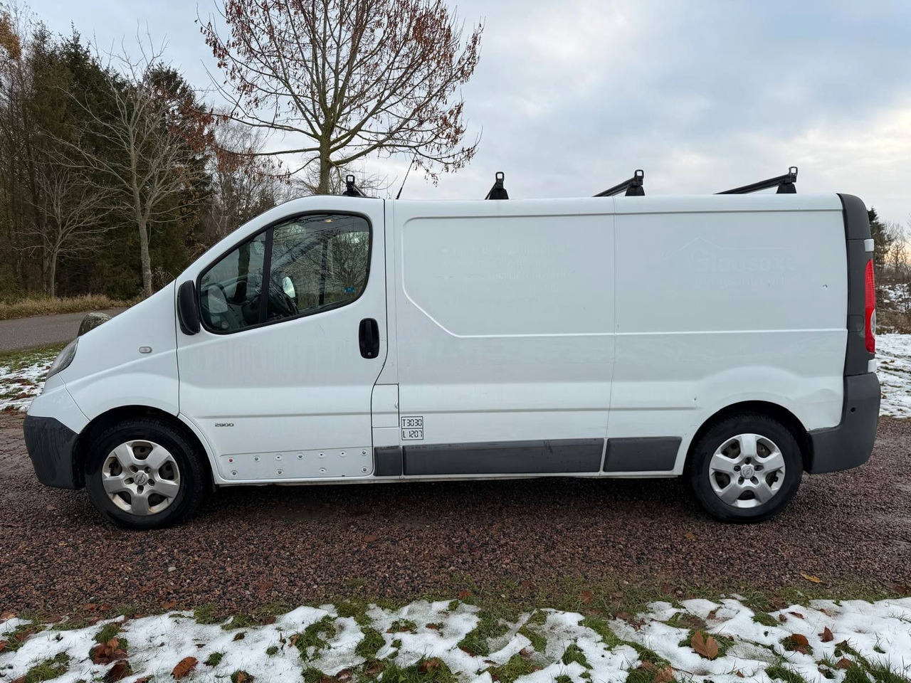 Opel Vivaro 2.0 CDTi *A/C *Long *nur 119000km - Fourgon utilitaire: photos 2 Opel Vivaro 2.0 CDTi *A/C *Long *nur 119000km - Fourgon utilitaire: photos 2